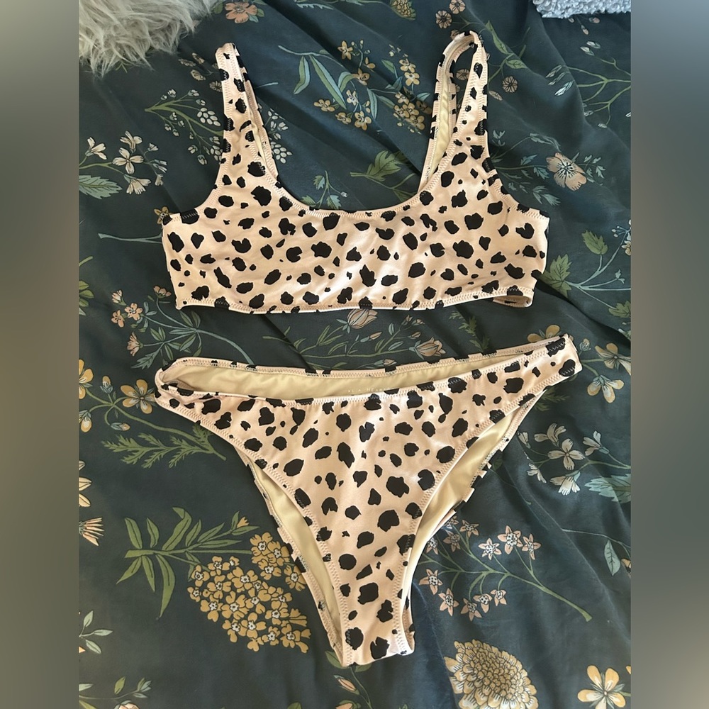Pacsun Leopard print bikini